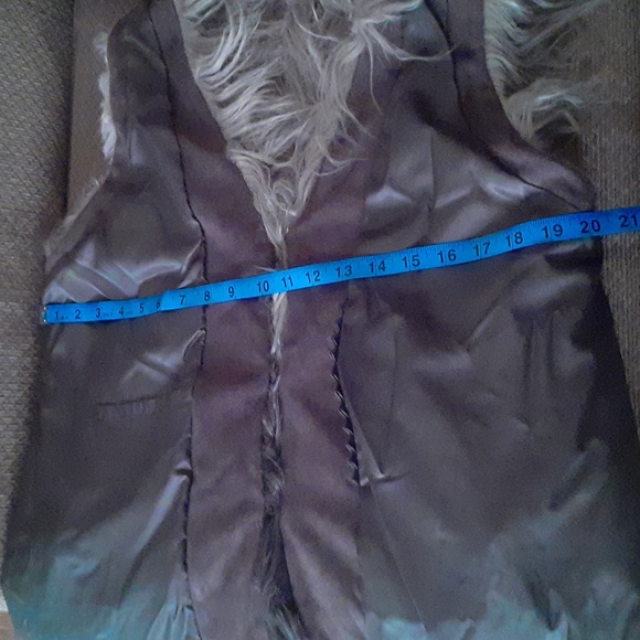 Lisa Rinna collection vest - Picture 3 of 9